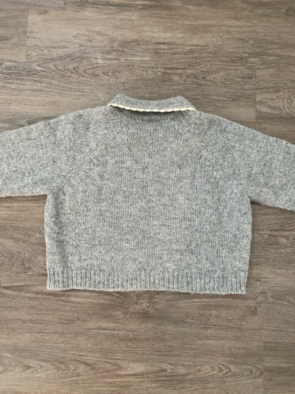 THE GREAT. Heather Grey Crochet Collar Pullover Sweater size 1, superfine Alpaca - Picture 9 of 10